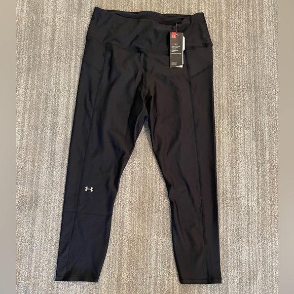 Under Armour Pants - NWT Under Armour HeatGear Leggings
